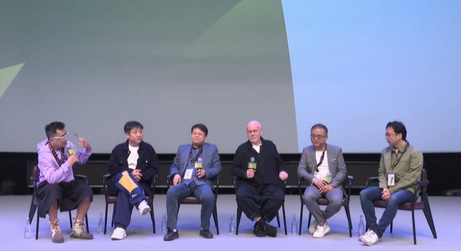 平遙舉行“有關(guān)卓別林”活動 喬杉談大師作品影響(圖1)