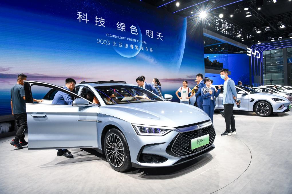國產(chǎn)手機、新能源汽車走俏：中國制造“開門紅”(圖2)