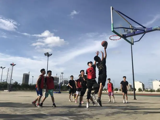 專家評近十年雙后衛(wèi)排名：火箭燈泡組合擠進前三，勇士水花領跑