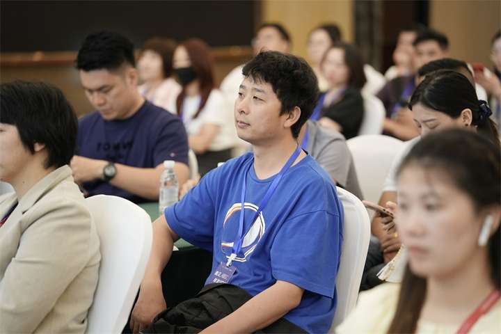 南方網(wǎng)通第二十五屆渠道商交流大會(huì)暨樹品5.0發(fā)布會(huì)成功召開(圖11)